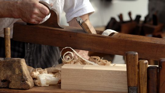 carpenter, plane, shavings